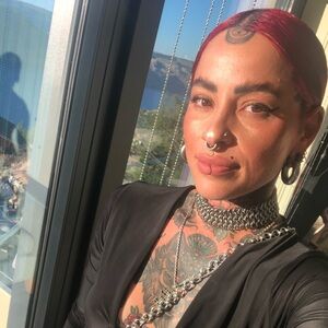 Meet your Posher, Raelle